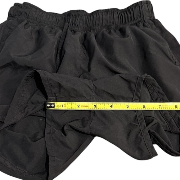 Nike Women’s Dri Fit Tempo Running Shorts XS Jet Black - Picture 4 of 4